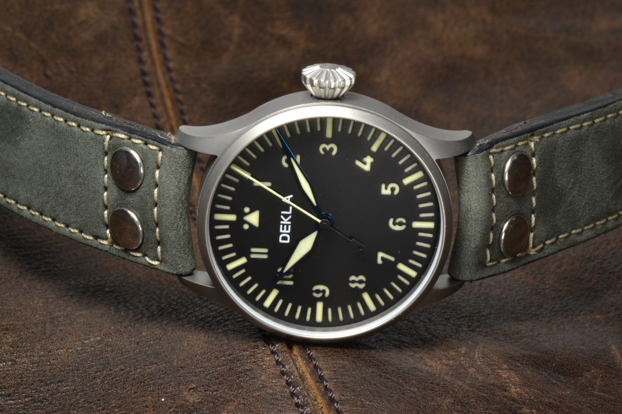Dekla pilot outlet watch